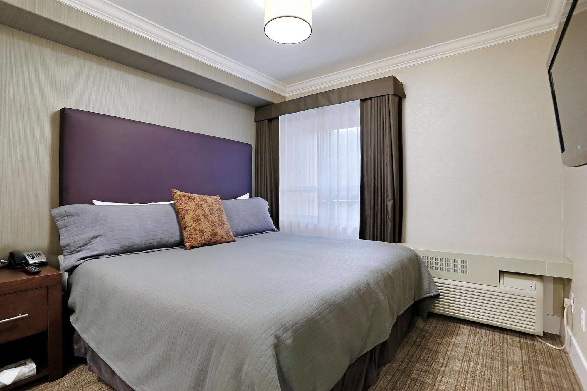 Sandman Hotel And Suites Abbotsford Exterior foto